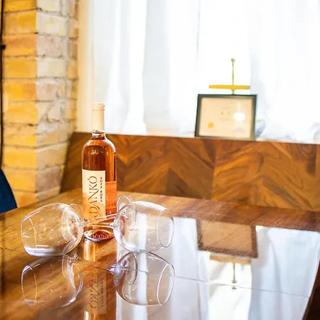 Апартаменты Christmas Market - Designer Aviator Loft - Basilica & Opera - *