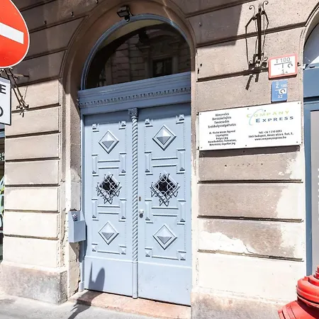 Designer Aviator Loft - Ac - Heart Of Budapest Opera & Basilica Appartamento *